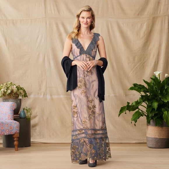 Sundance Lace Cardinal Embroidered Floral Dress - Picture 15 of 15